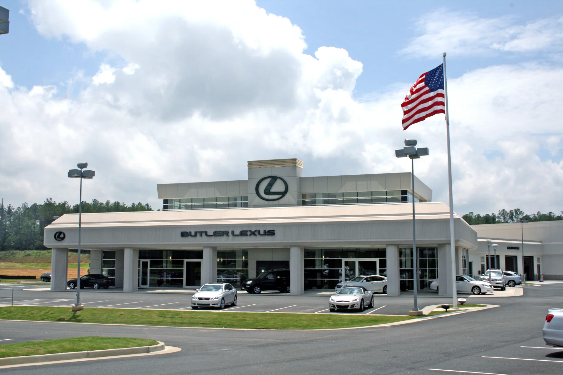 Butler Lexus dealership and primary entrance