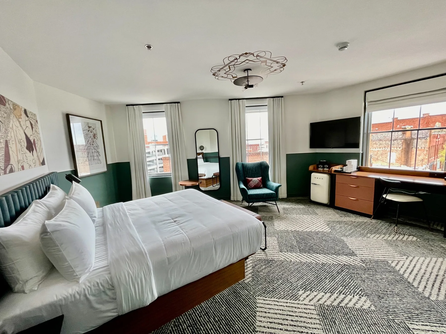 Hotel Forty Five guest room