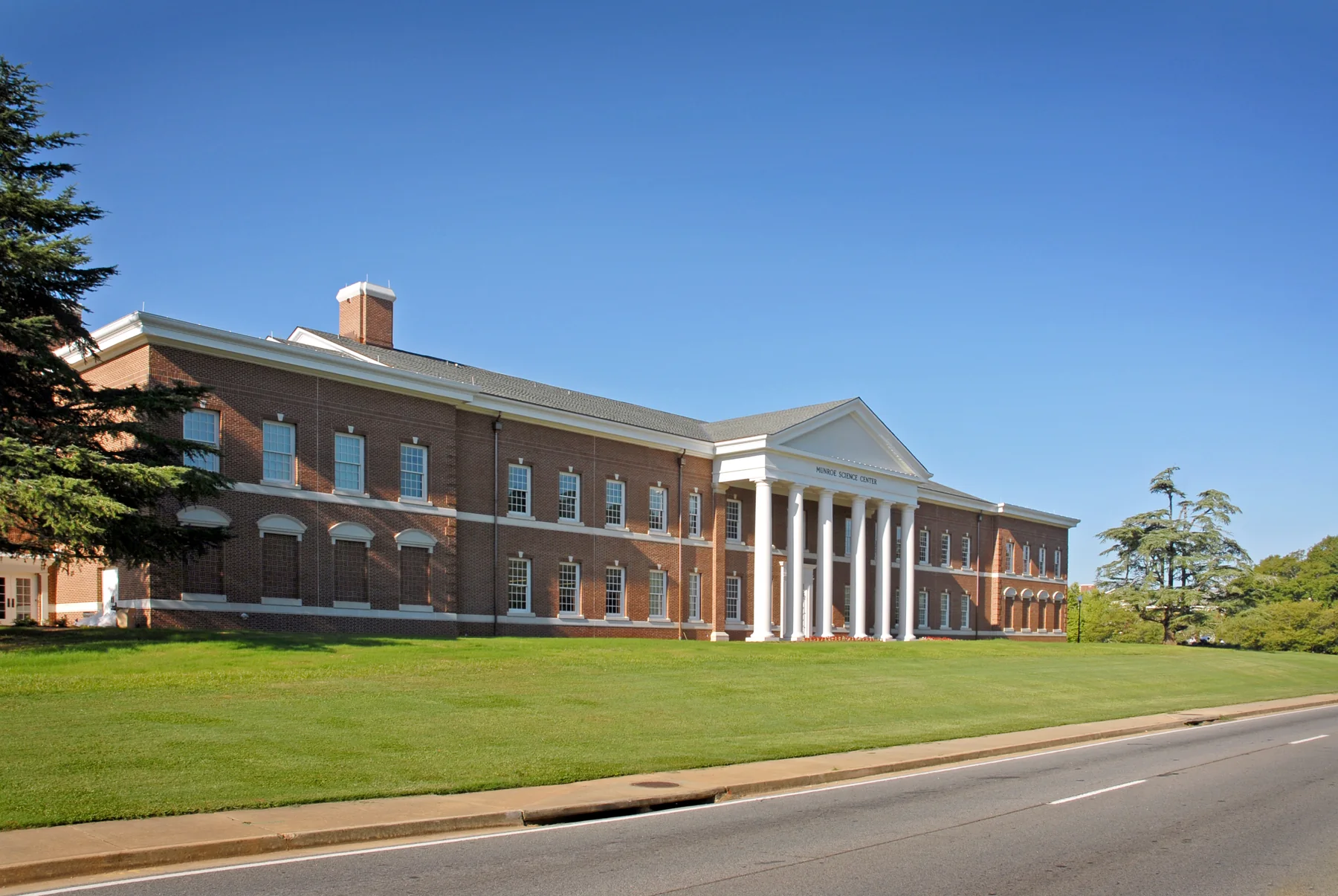 Munroe Science Building viewed across Wesleyan's main green
