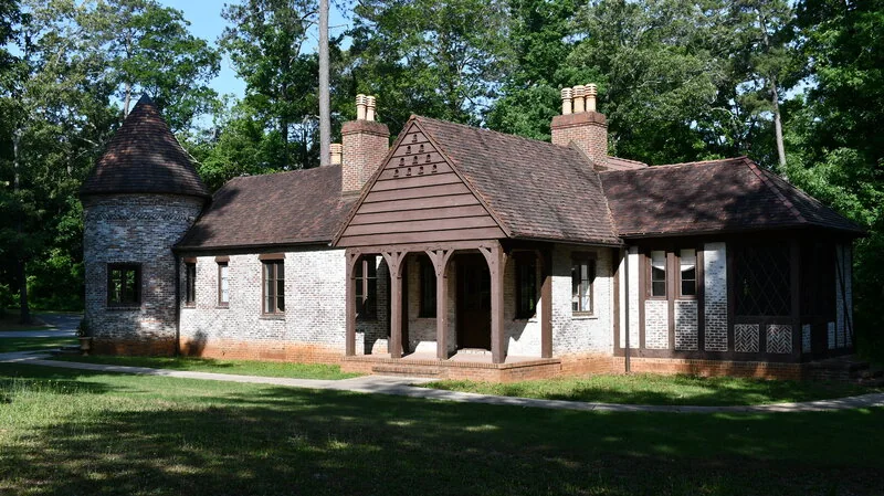 Timbered and whitewashed brick exterior of Porter House